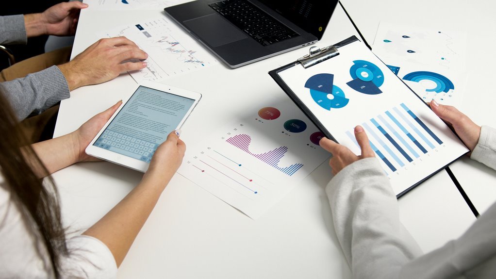 e commerce growth strategies development